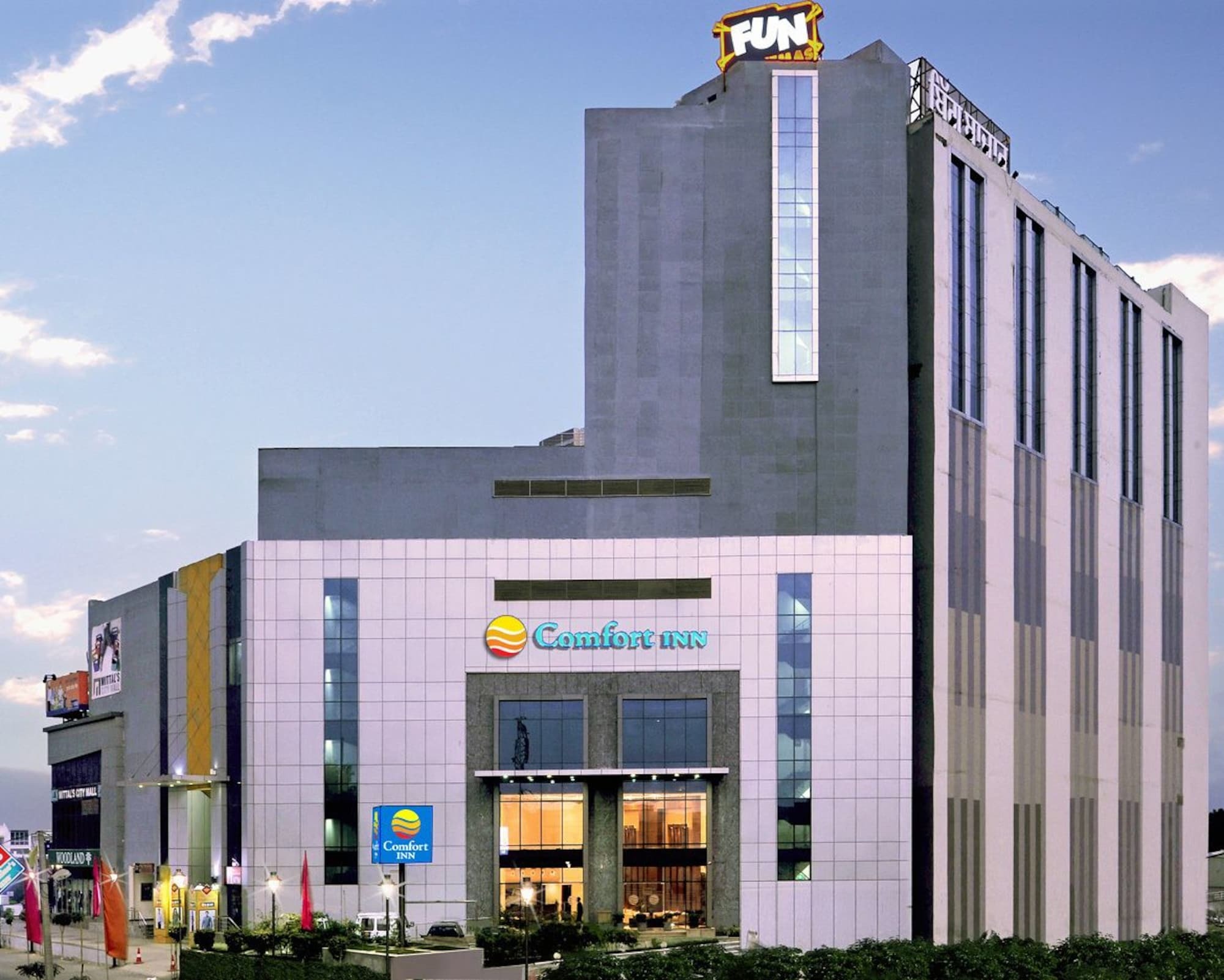 Comfort Inn Tulip Heights Bathinda Eksteriør billede